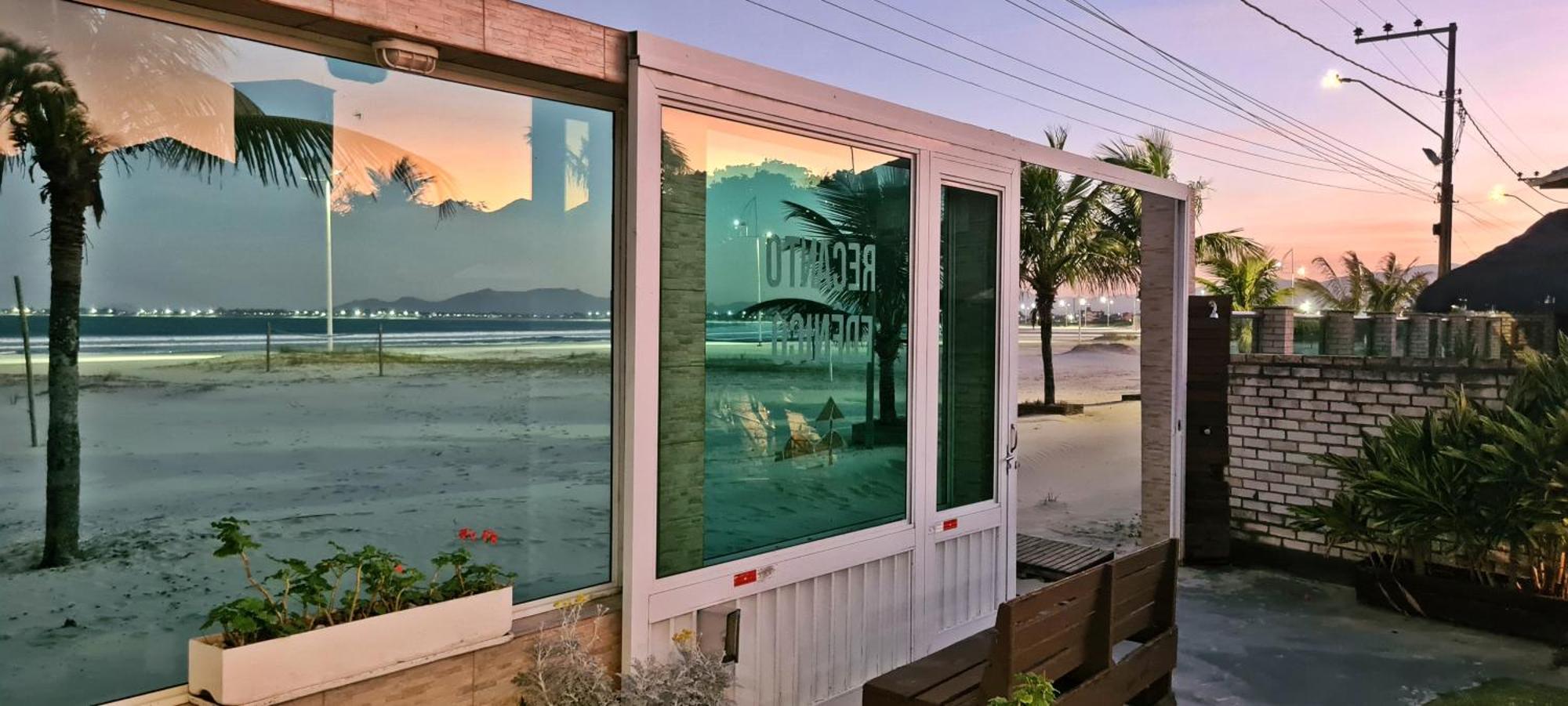 Pousada Recanto Edenico - A Beira Mar Da Praia Ponta Do Papagaio, Palhoca Sc Eksteriør billede